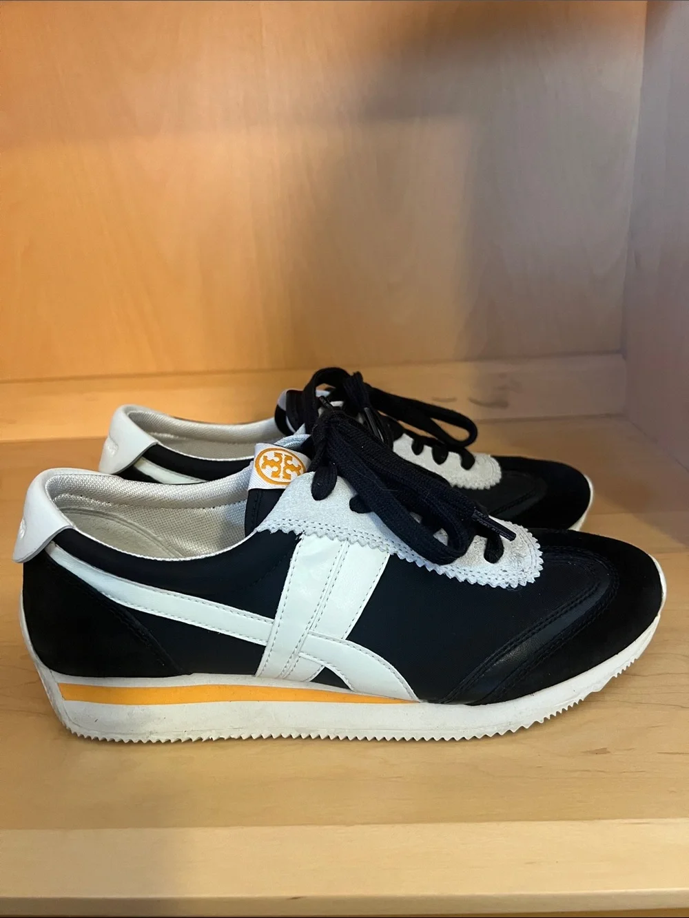 Tory Burch tory burch
